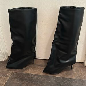 Brand new boot from I The Label Vuric stilettos heels. Size 40. Only tried on.